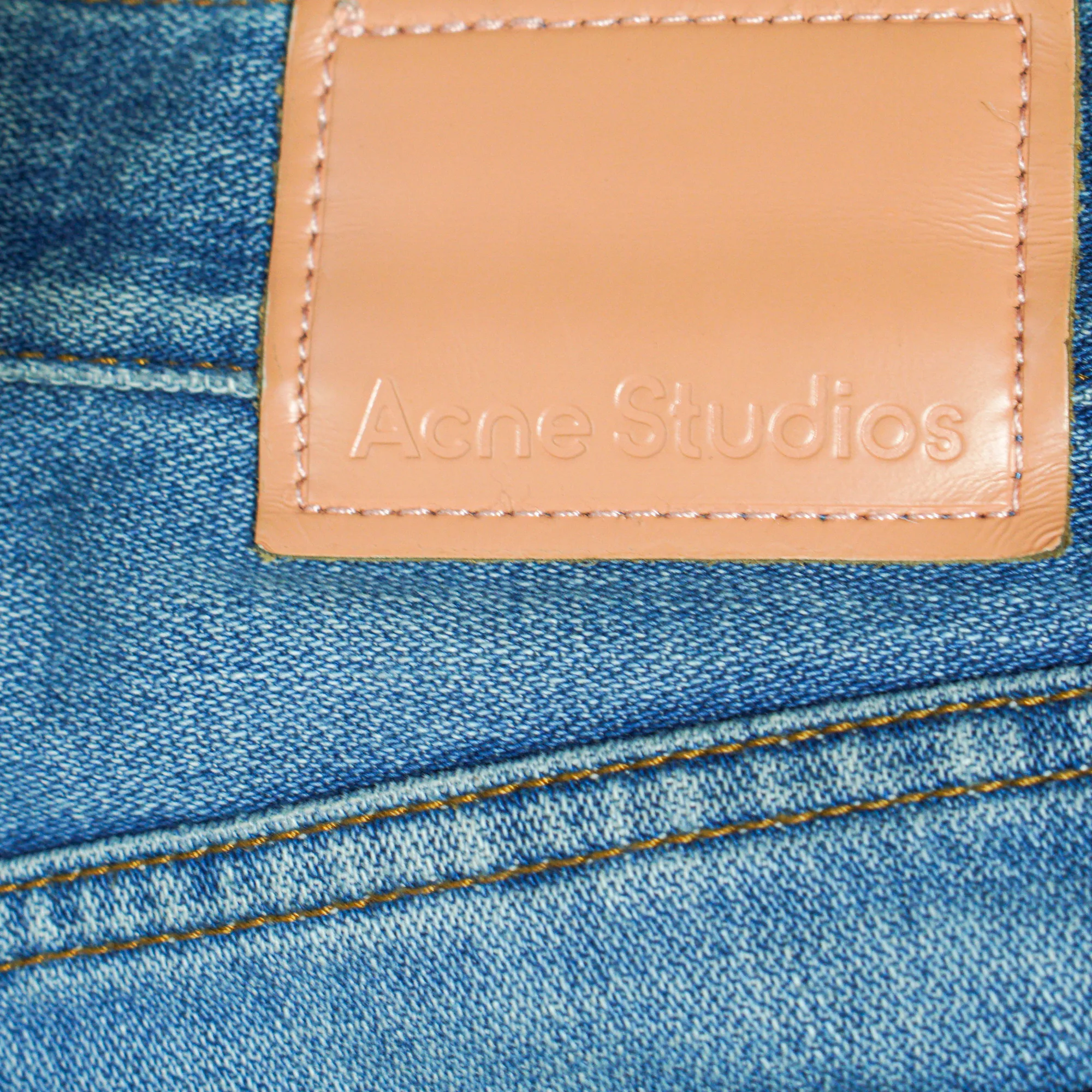 Acne Studios women washing jeans 4